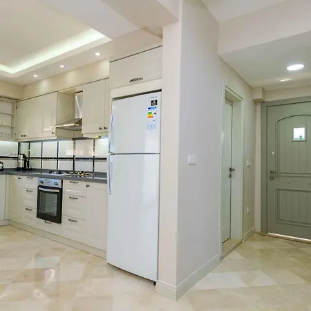 Luxury 4 Bedroom With Private Pool, 1003 Φετιγιέ