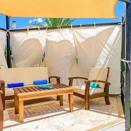 Luxury 4 Bedroom With Private Pool, 1003 Βίλα Φετιγιέ