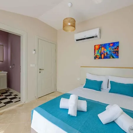 Luxury 4 Bedroom With Private Pool, 1003 Φετιγιέ