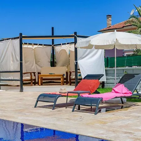 Luxury 4 Bedroom With Private Pool, 1003 Βίλα *