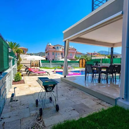 Luxury 4 Bedroom With Private Pool, 1003 * Φετιγιέ
