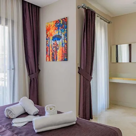 Luxury 4 Bedroom With Private Pool, 1003 * Φετιγιέ