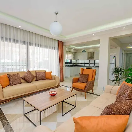 Luxury 4 Bedroom With Private Pool, 1003 * فتحية