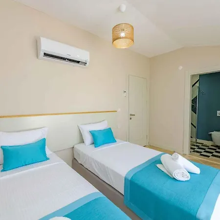 Luxury 4 Bedroom With Private Pool, 1003 فيلة *